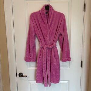 Women’s Pink Plush Mid Length Robe - XS